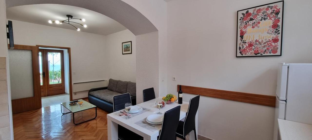 Apartments Anamarija โอปาติยา ภายนอก รูปภาพ