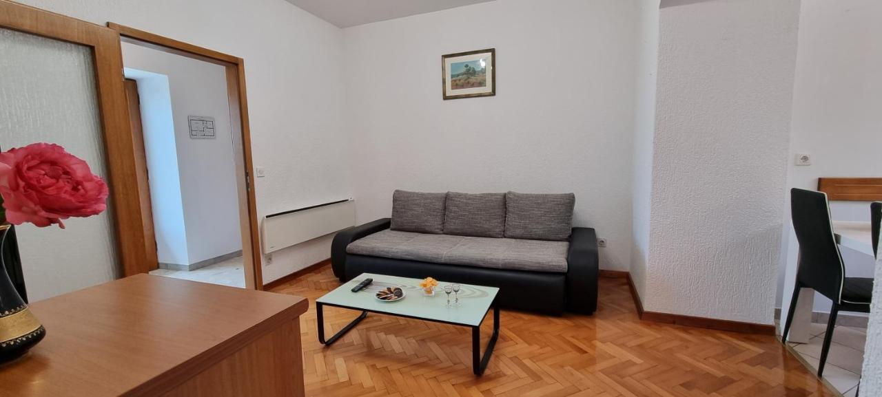 Apartments Anamarija โอปาติยา ภายนอก รูปภาพ