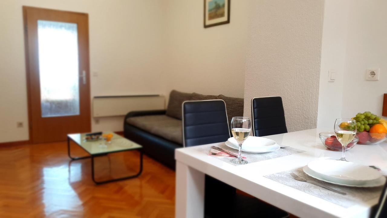 Apartments Anamarija โอปาติยา ภายนอก รูปภาพ